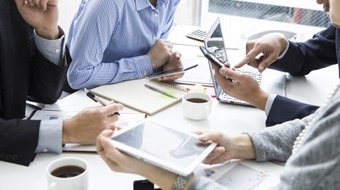 人間医療科学技術に関する幅広い視野と深い思考能力を身につける