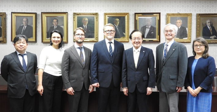 Delegation from Latvia visits Tokyo Tech