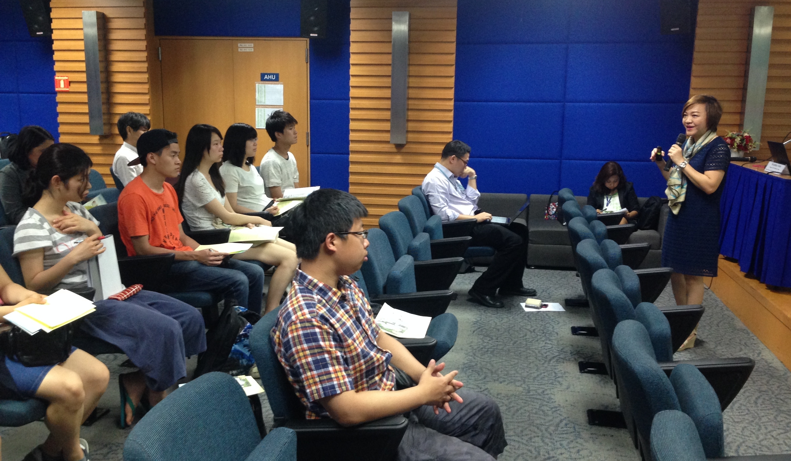 グローバル理工人育成コース東南アジア超短期派遣プログラム(東工大生の派遣)-1