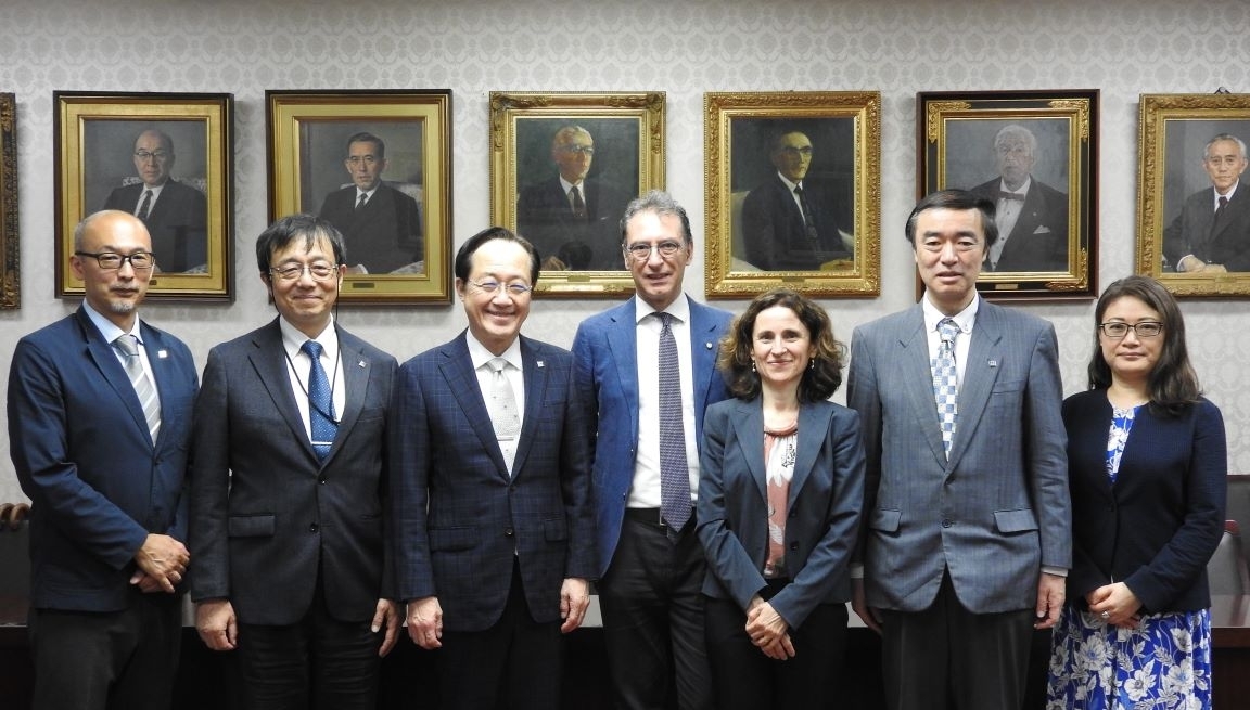 ボローニャ大学(イタリア)ジョバンニ・モラーリ学長一行が東工大を訪問"