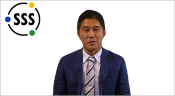 教育課程の紹介を行う阪口啓教育院長