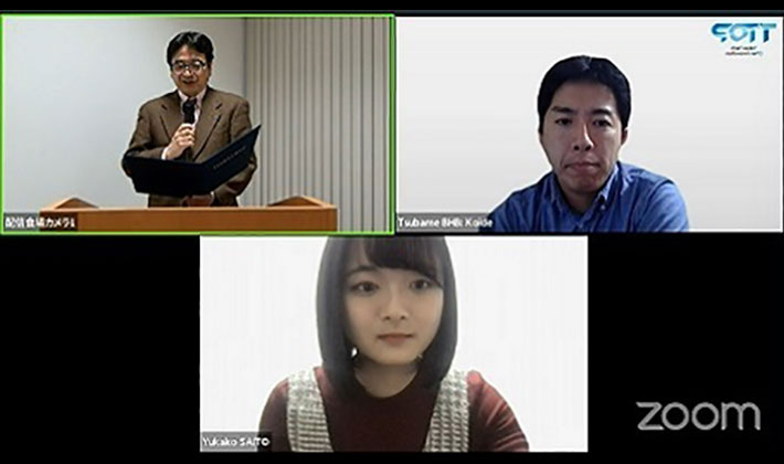 授与式:(上段左から)審査委員長 大嶋洋一教授、小出智幸氏(つばめBHB株式会社)、(下段)西塔由香子氏(株式会社Yellston)