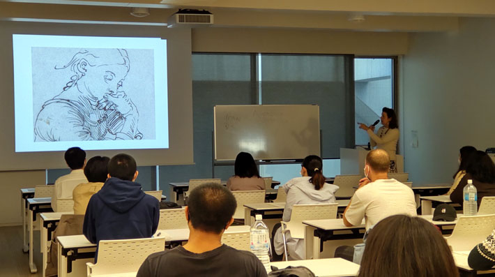 デューラーのデッサンについて講義するマイヤー氏