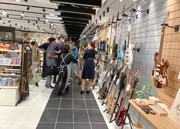 ヤマハ銀座店でサステナブルな楽器見学