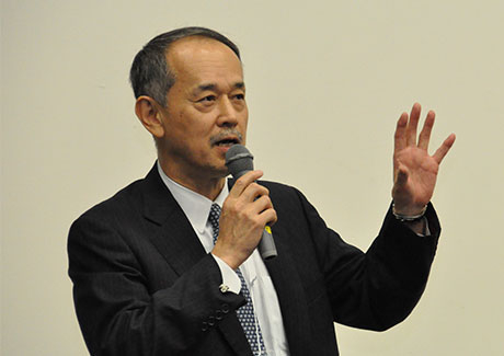 屋井鉄雄副学長(産学官連携担当)による閉会の挨拶