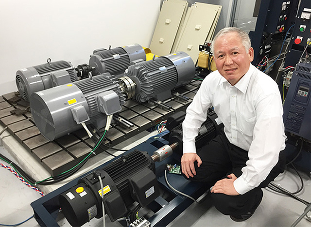 工学院 電気電子系 赤木泰文特任教授