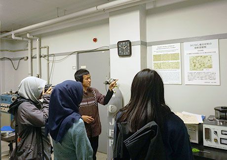 吉田准教授の研究室の訪問