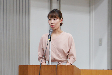 司会の池嶋祥子さん（修士課程1年）