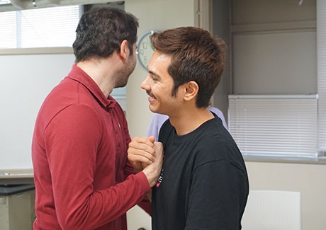 各国の挨拶(フォーマル・インフォーマル)の紹介